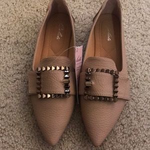 Pointy buckle loafer sz 8